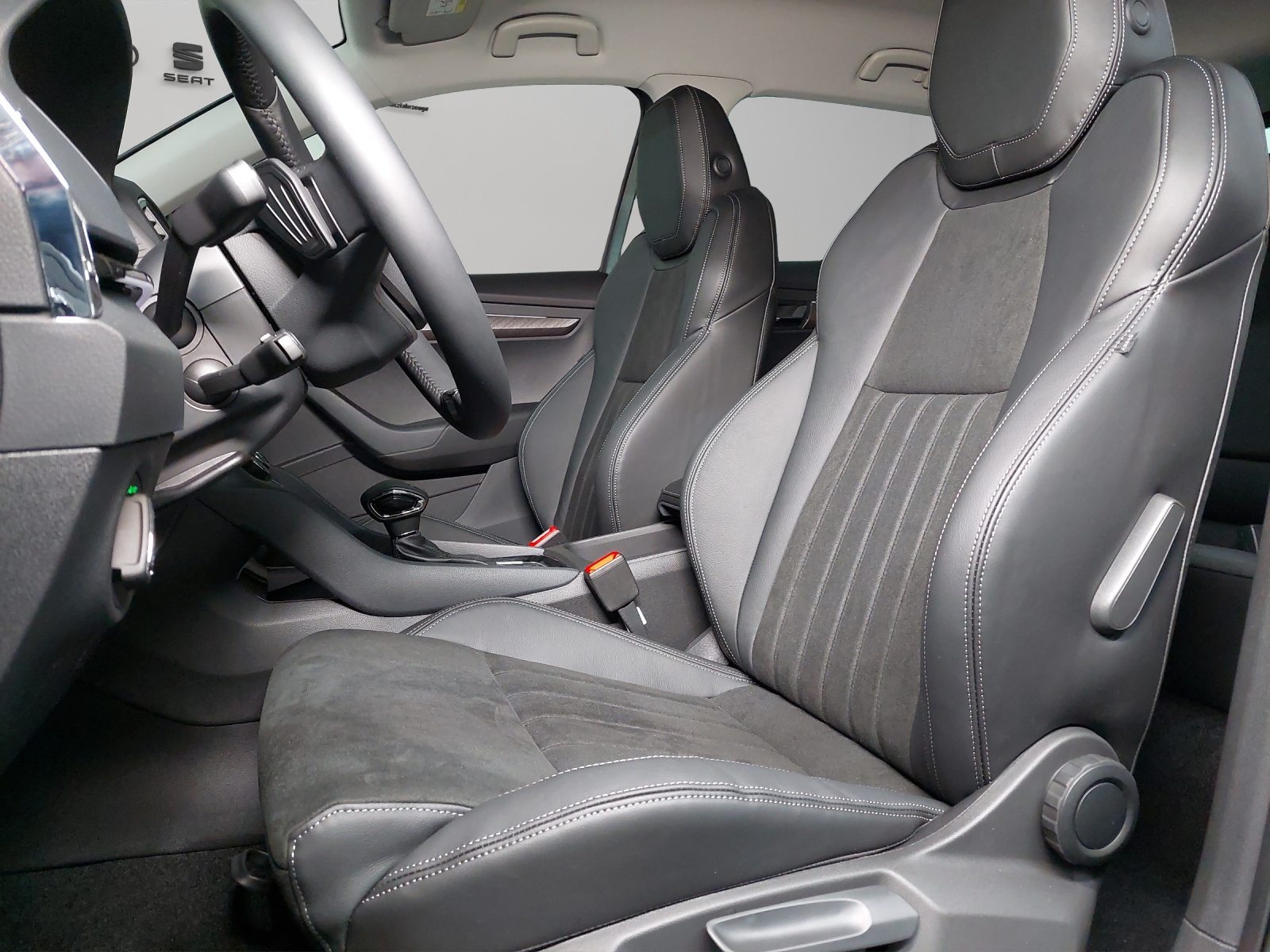 SKODA Karoq Dynamic (Netto), Petrol, New car, Automatic - 6