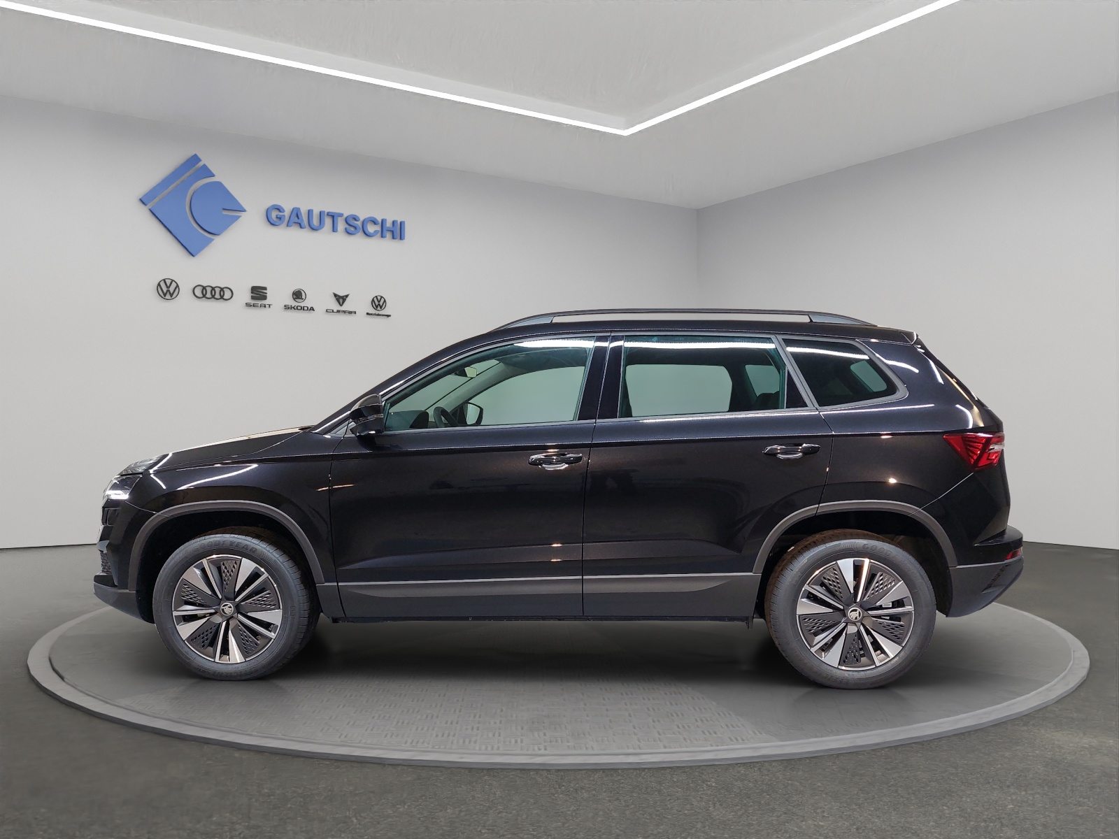SKODA Karoq Dynamic (Netto), Petrol, New car, Automatic - 2