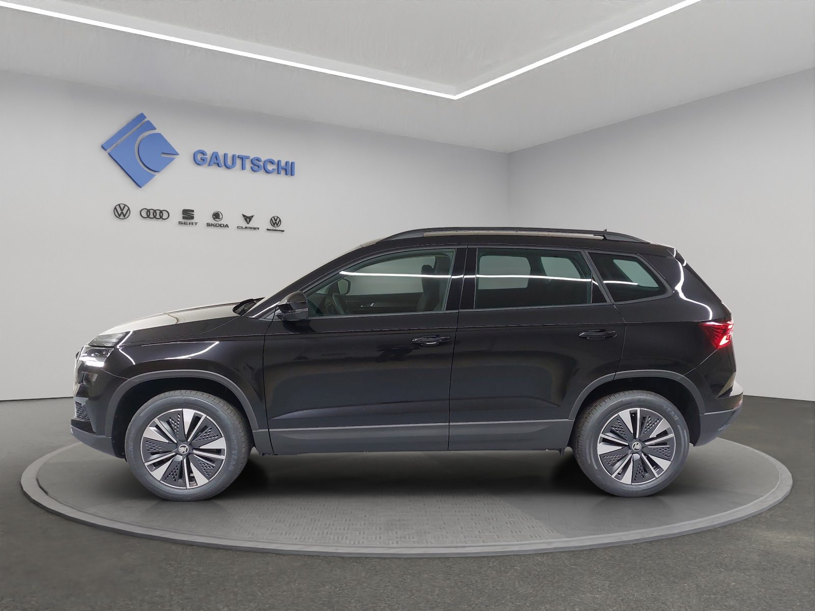 SKODA Karoq Dynamic (Netto), Petrol, New car, Automatic - 2