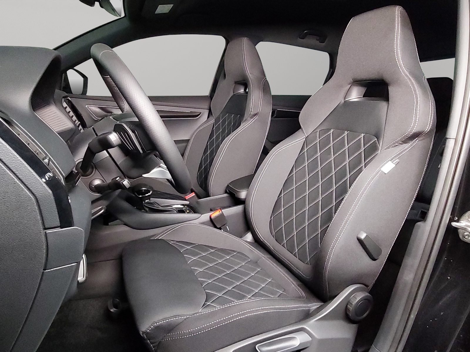 SKODA Karoq «Dynamic» Limited Edition (Netto), Petrol, New car, Automatic - 6