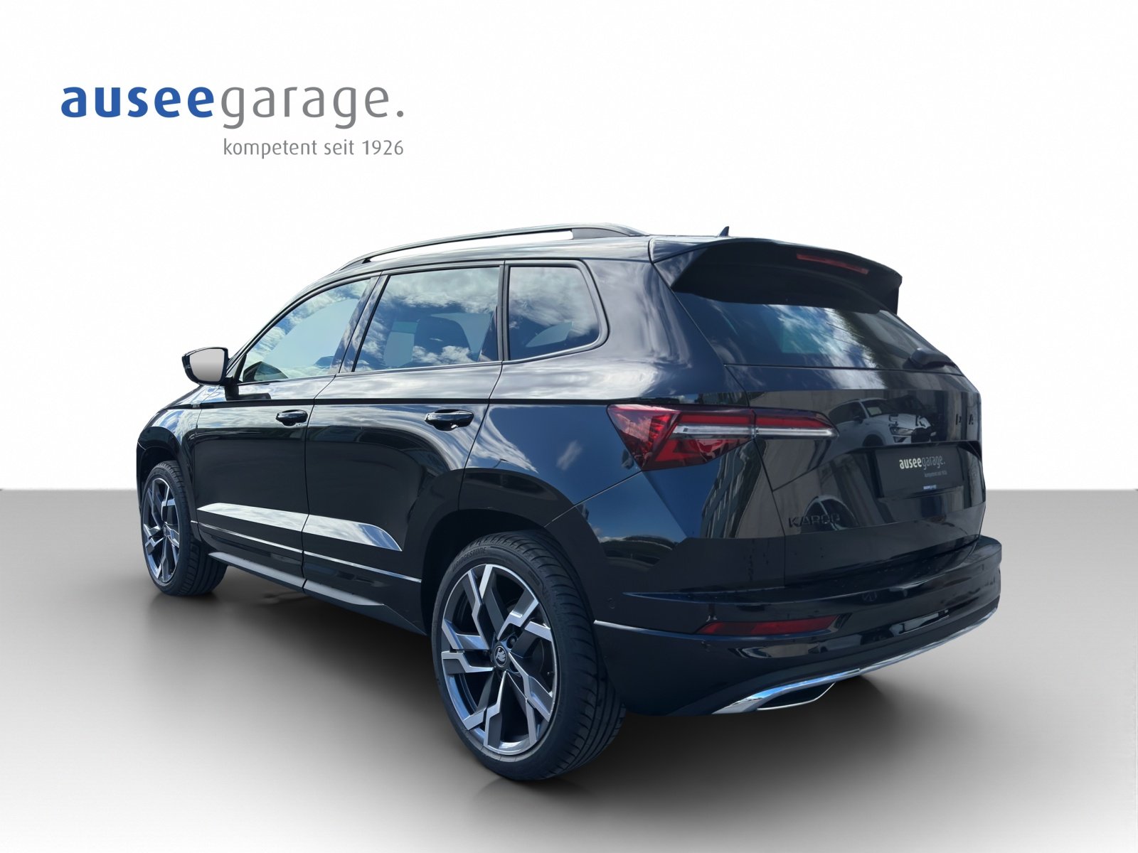 SKODA Karoq 2.0 TSI SportLine 4x4 DSG, Petrol, New car, Automatic - 3