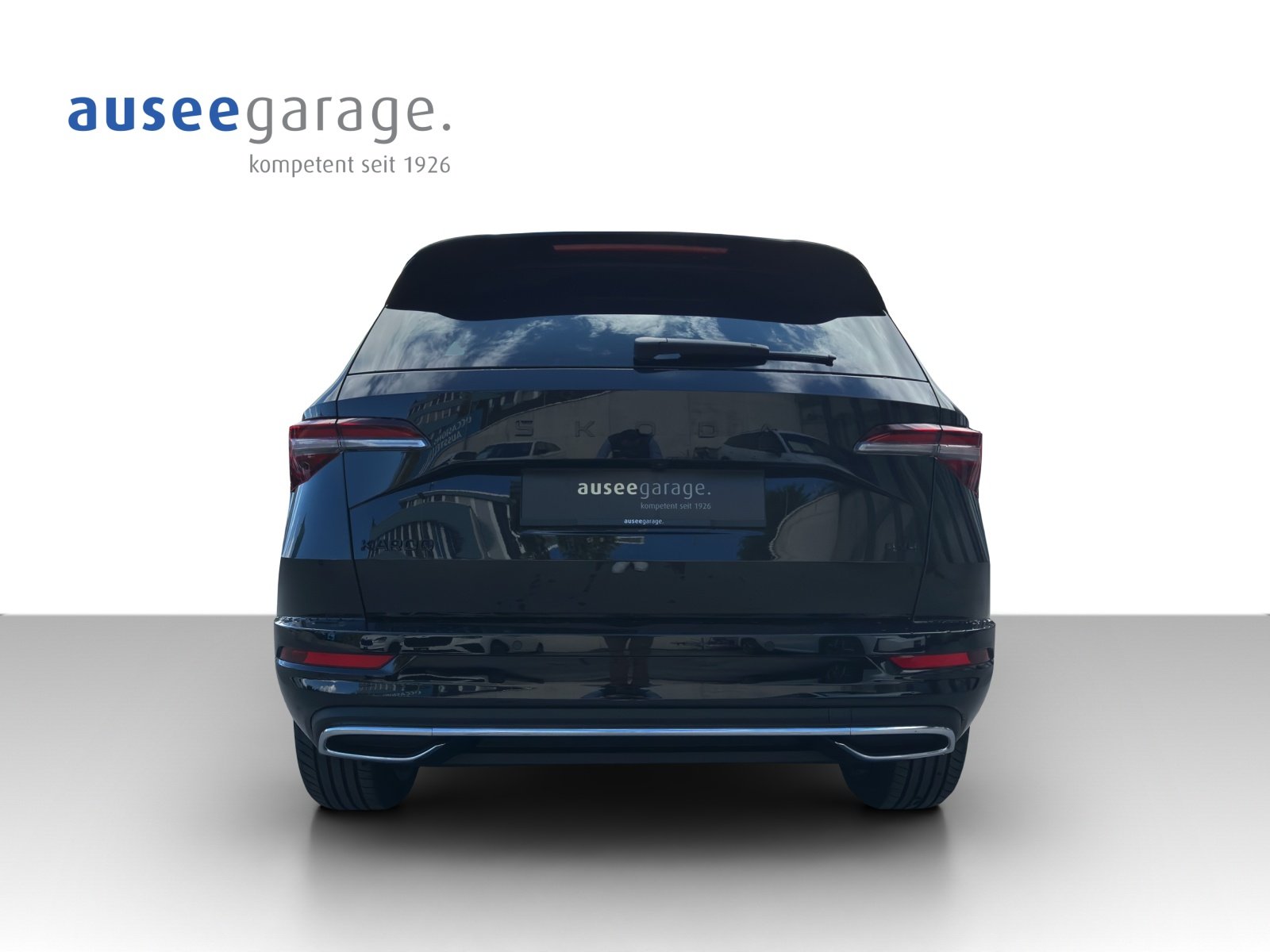 SKODA Karoq 2.0 TSI SportLine 4x4 DSG, Petrol, New car, Automatic - 4