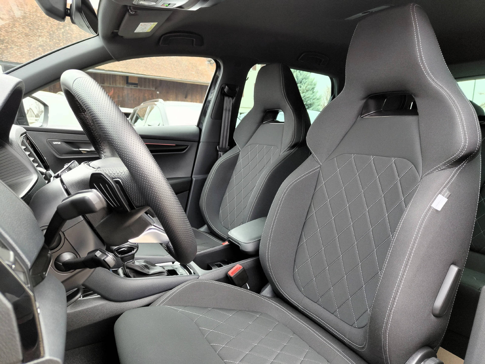 SKODA Karoq 2.0 TDI SportLine 4x4 DSG, Diesel, Auto nuove, Automatico - 6