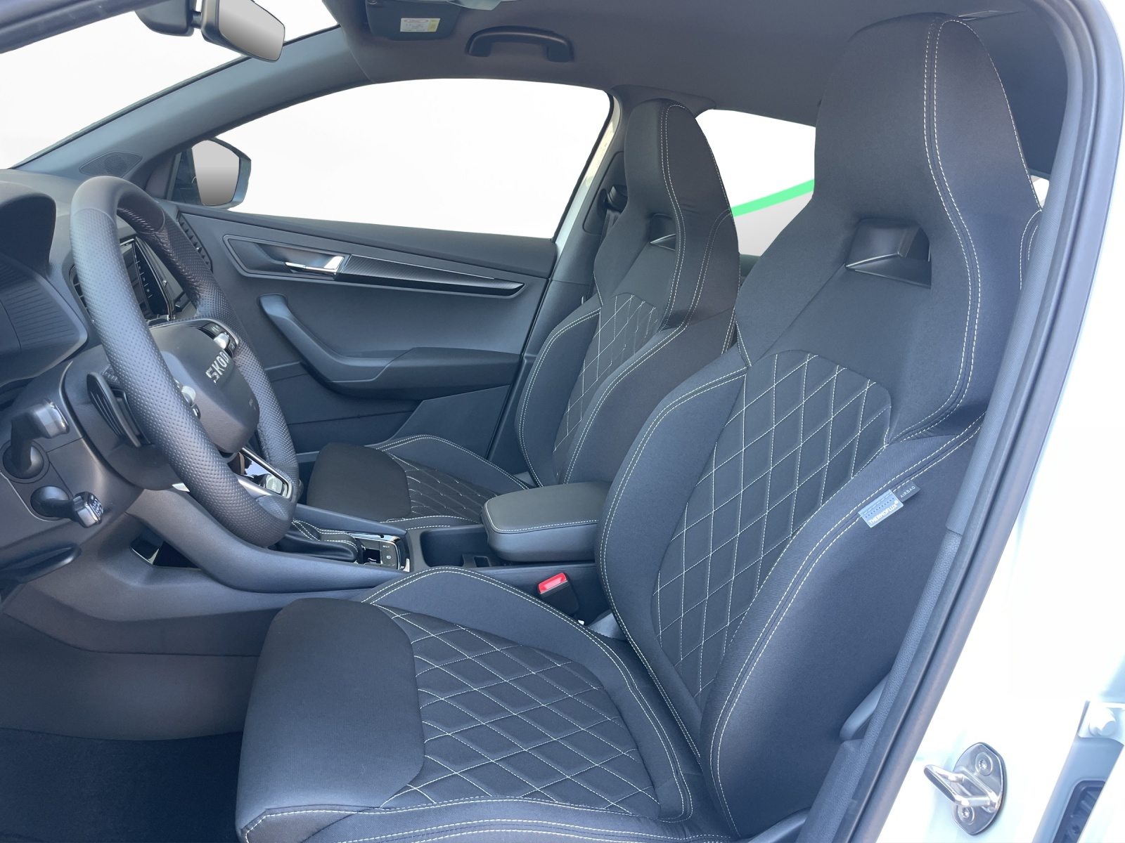 SKODA Karoq Sportline, Benzin, Neuwagen, Automatik - 7