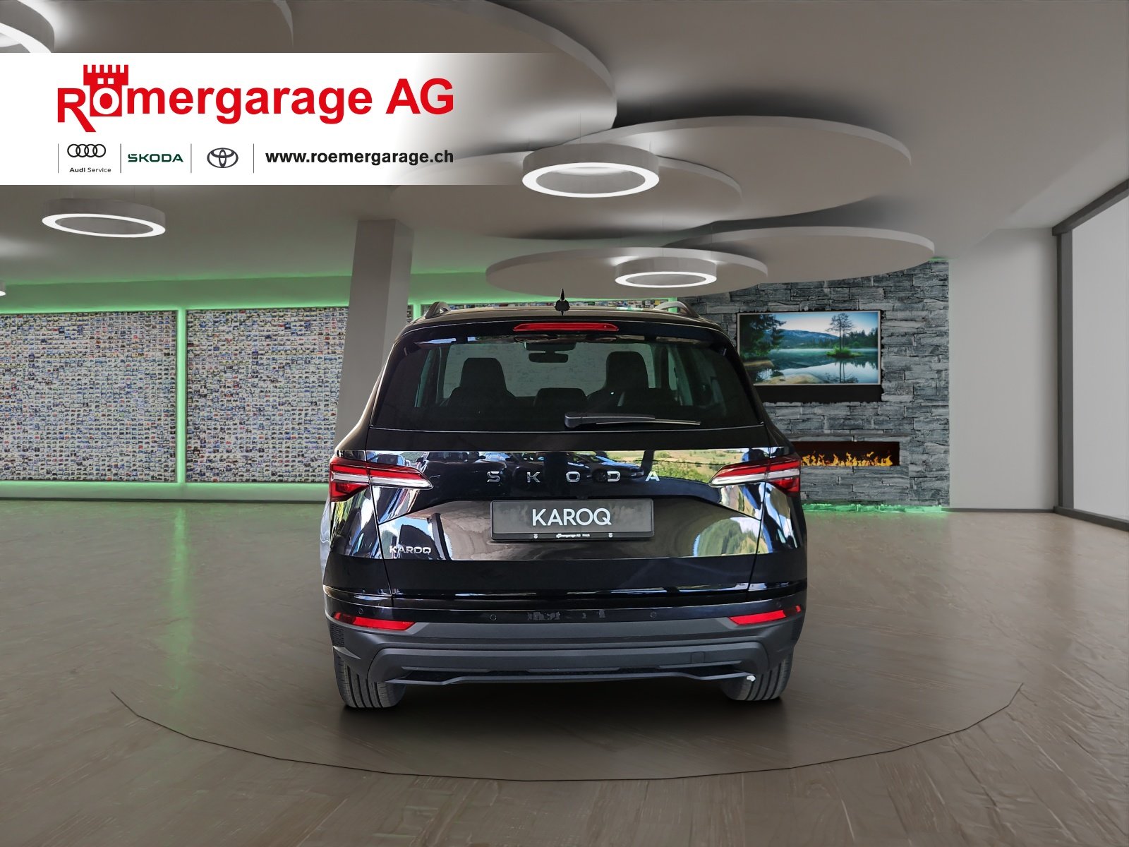 SKODA Karoq 1.5 TSI Dynamic DSG, Petrol, New car, Automatic - 3