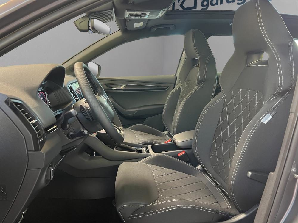 SKODA Karoq Sportline, Petrol, New car, Automatic - 6