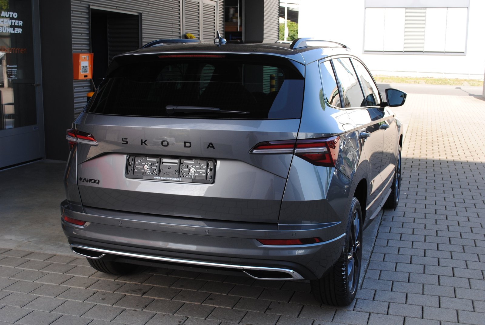 SKODA Karoq 1.5 TSI SportLine DSG, Benzin, Neuwagen, Automatik - 5