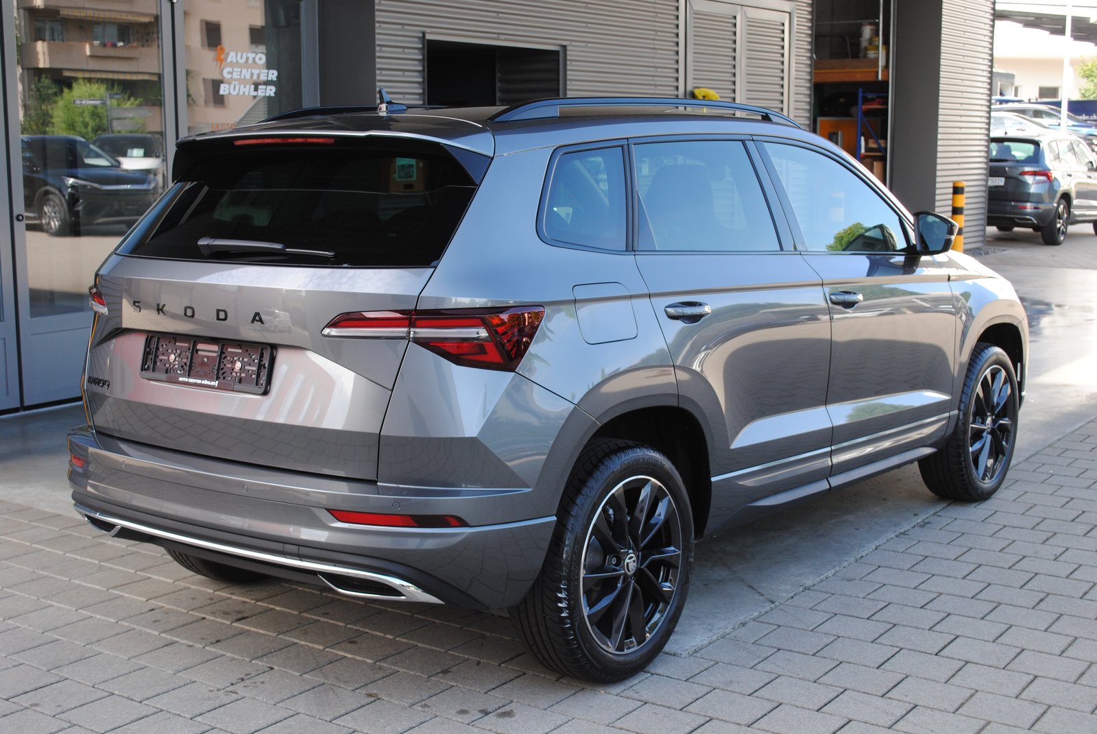 SKODA Karoq 1.5 TSI SportLine DSG, Benzin, Neuwagen, Automatik - 6