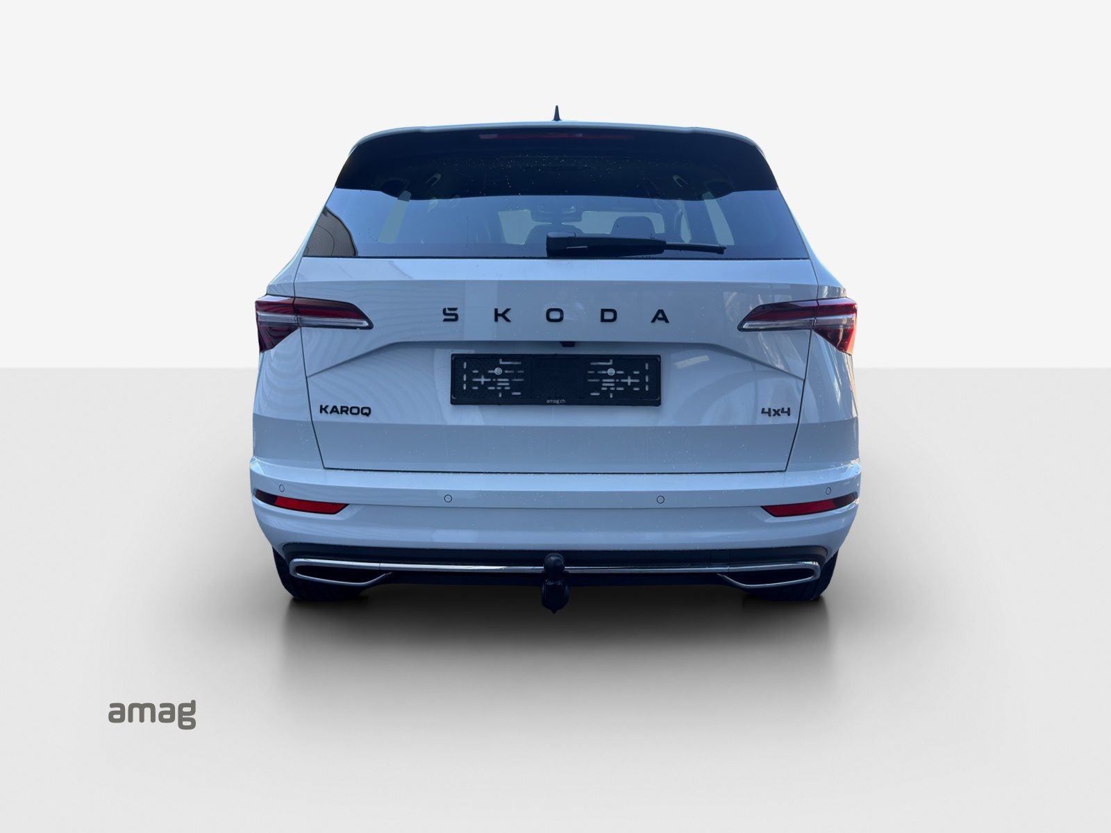 SKODA Karoq Sportline, Petrol, New car, Automatic - 4