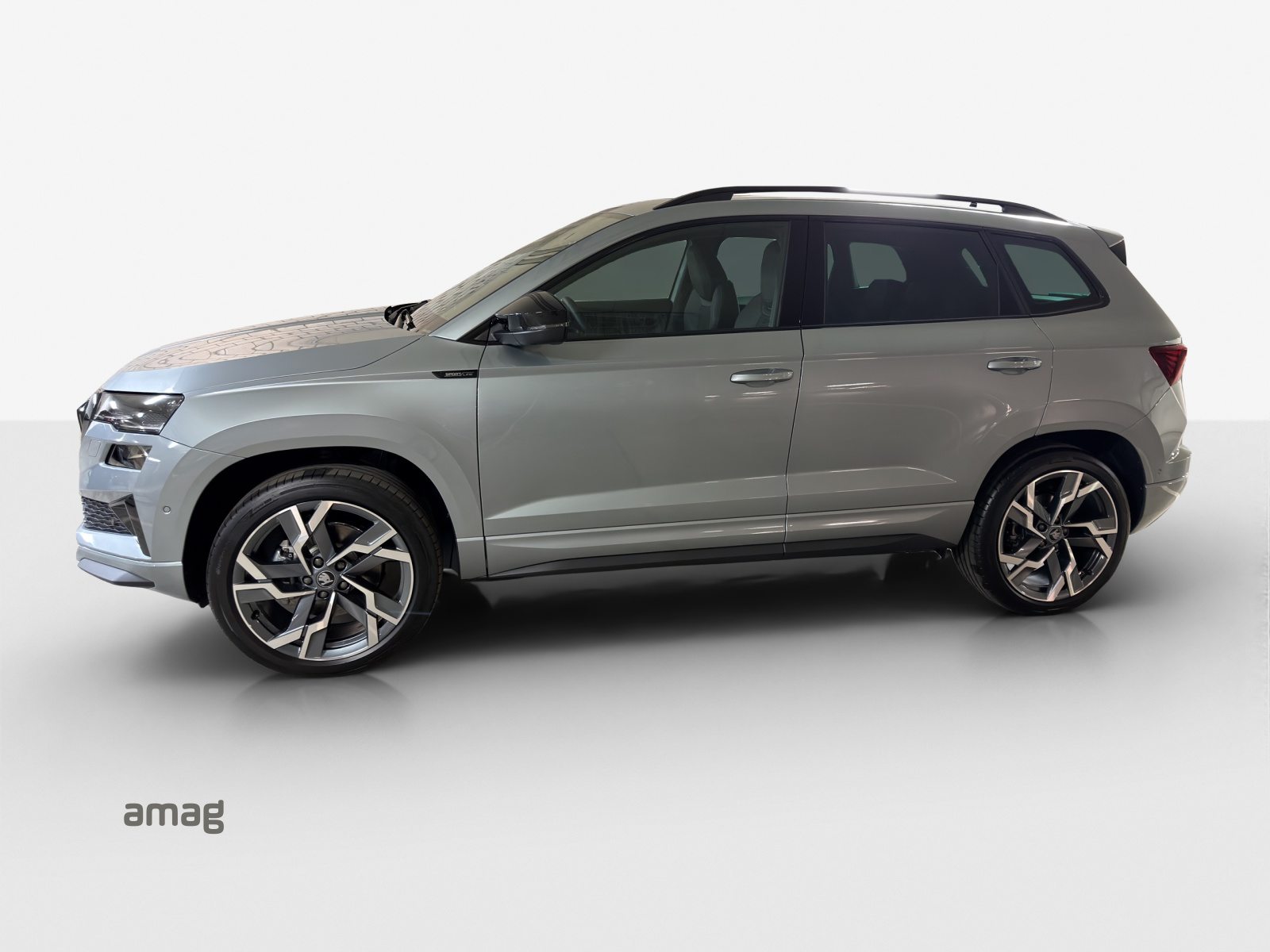 SKODA Karoq Sportline, Petrol, New car, Automatic - 2