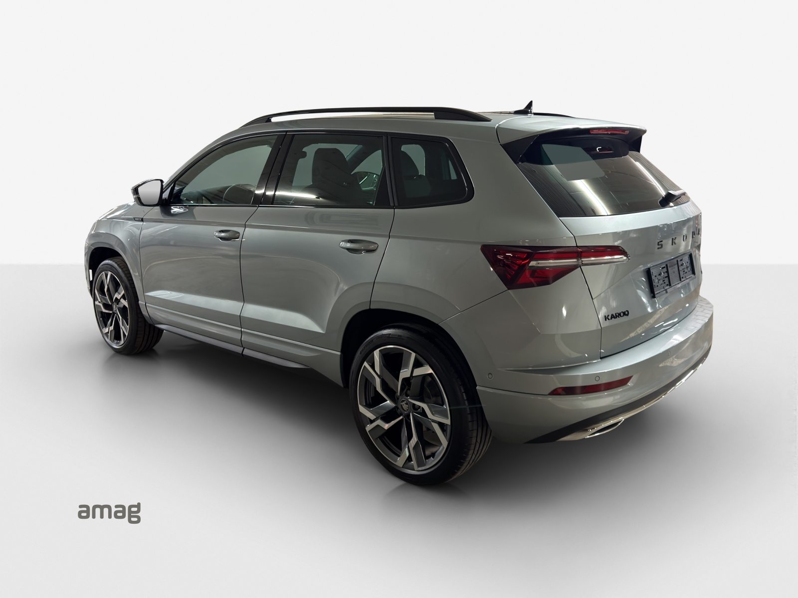 SKODA Karoq Sportline, Petrol, New car, Automatic - 3