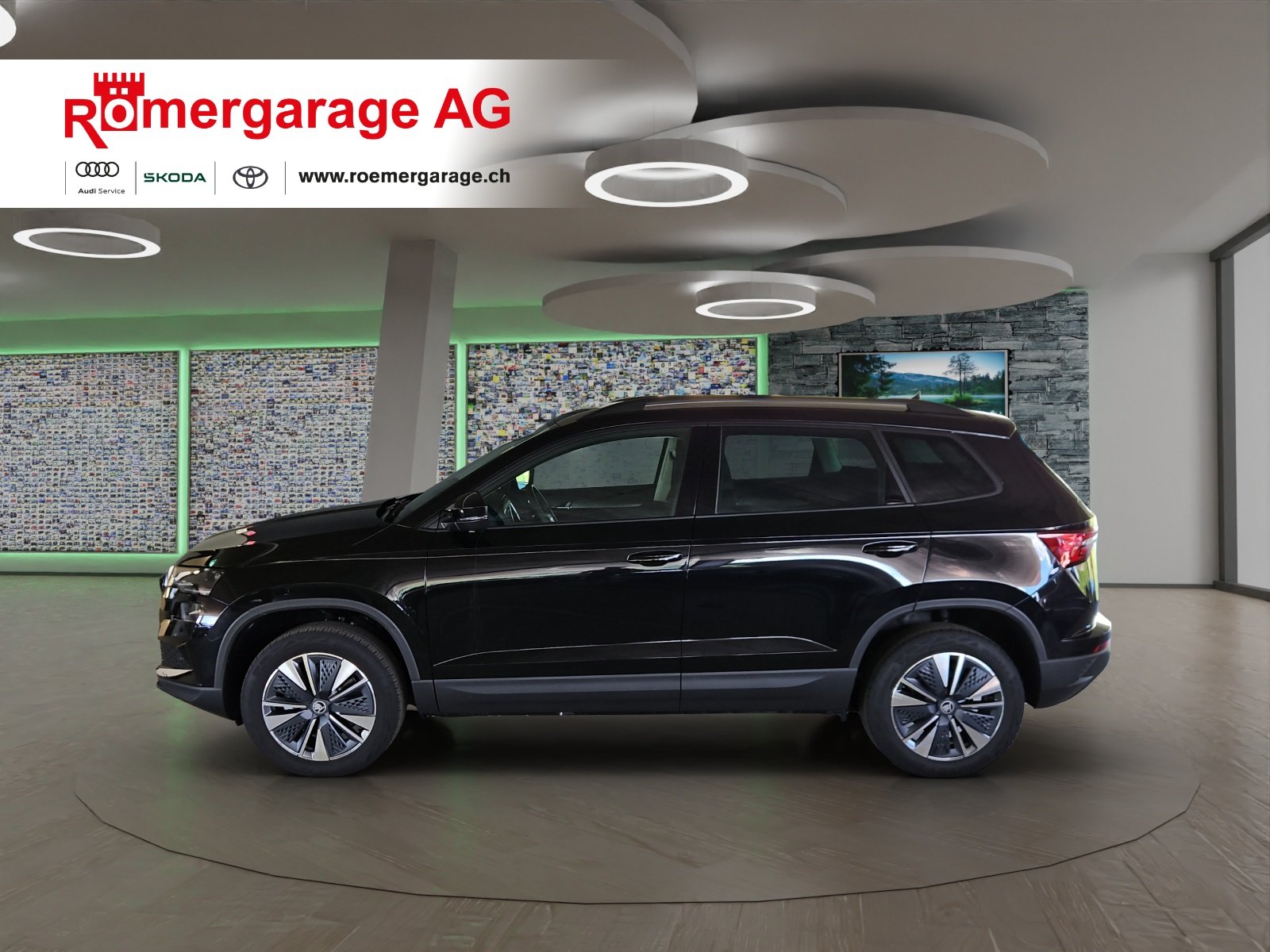 SKODA Karoq 1.5 TSI Dynamic DSG, Petrol, New car, Automatic - 2