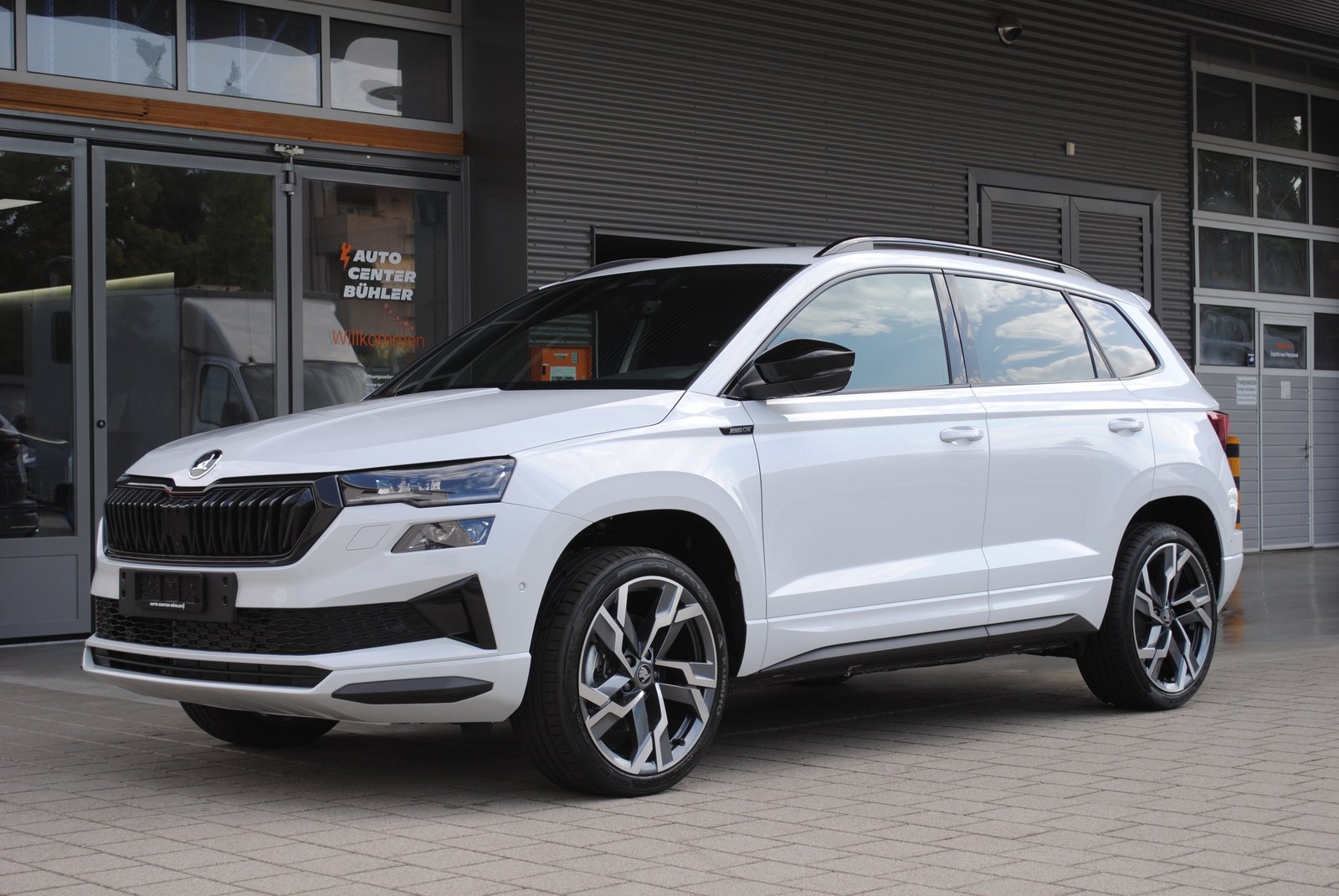 SKODA Karoq 1.5 TSI SportLine DSG