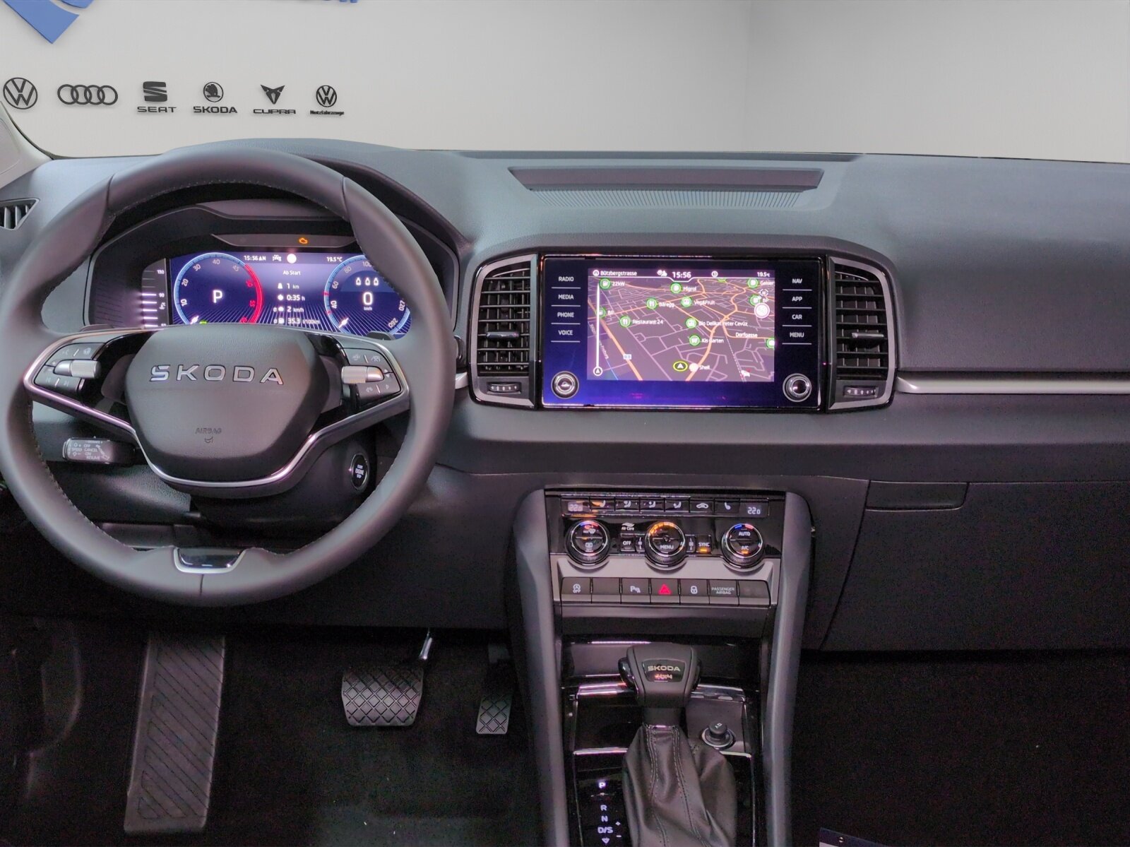 SKODA Karoq 2.0 TDI CR Selection 4x4 DSG, Diesel, Voiture nouvelle, Automatique - 7