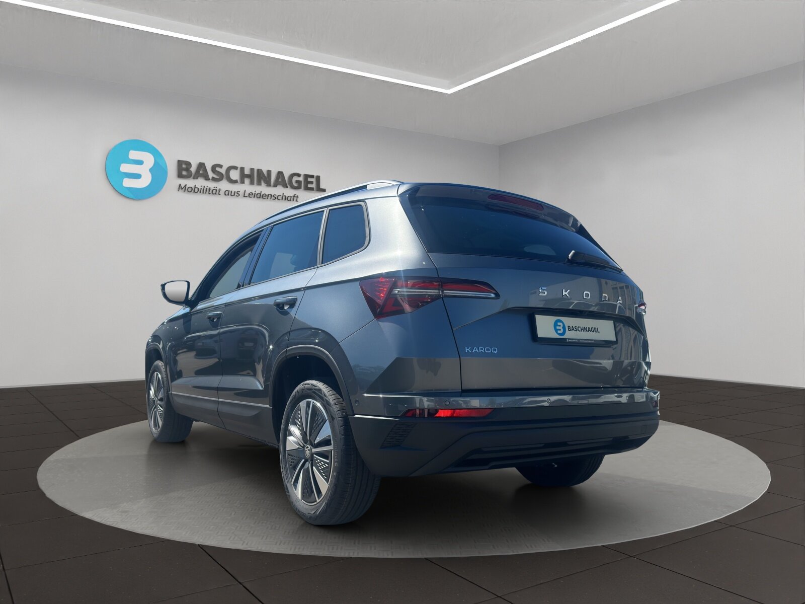 SKODA Karoq 1.5 TSI Dynamic DSG, Benzina, Auto nuove, Automatico - 3