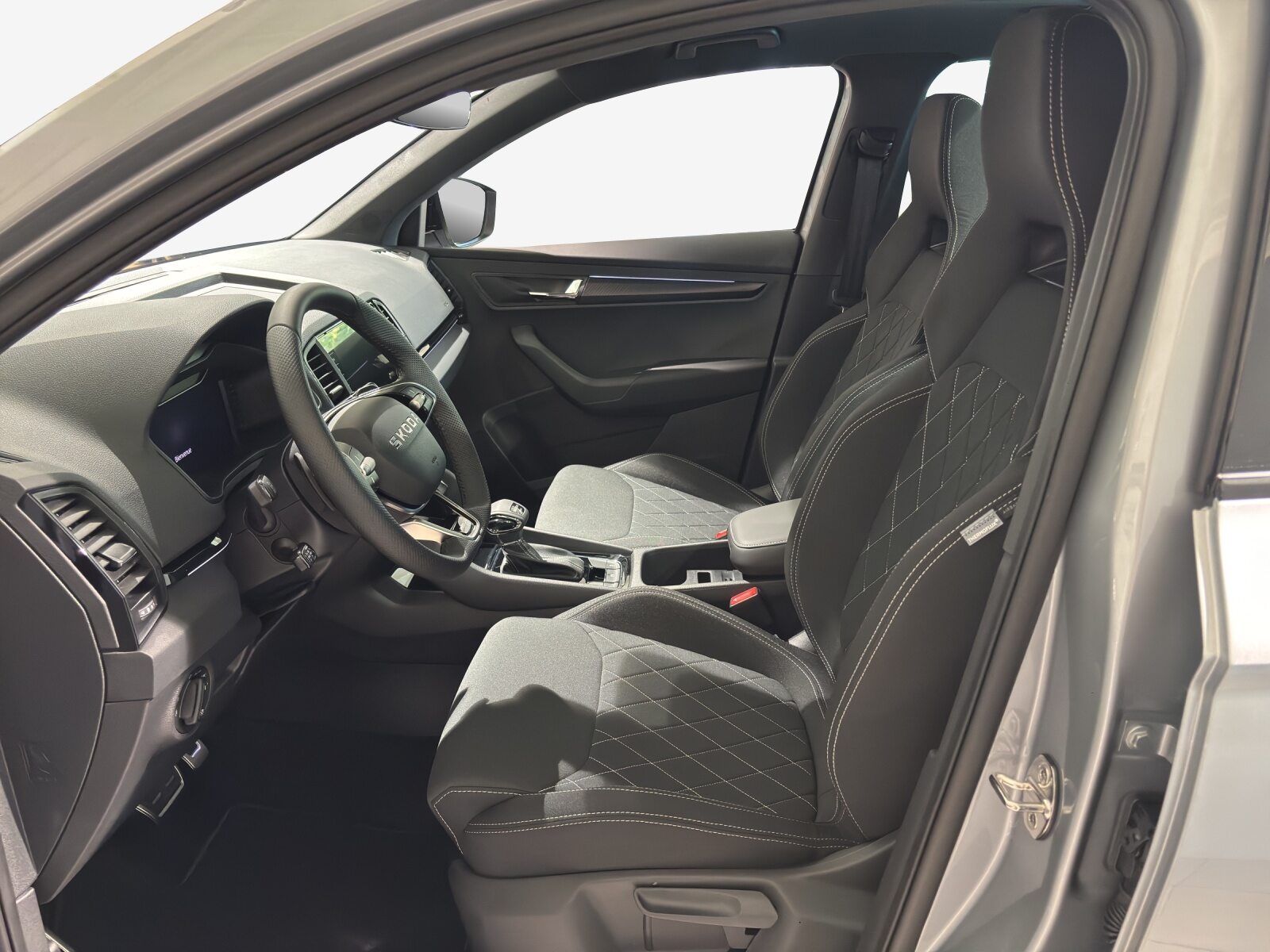 SKODA Karoq Sportline, Essence, Voiture nouvelle, Automatique - 6