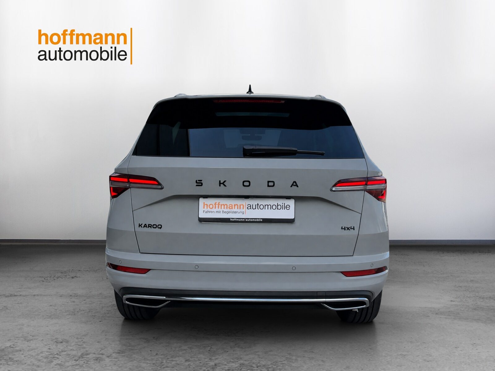 SKODA Karoq Sportline, Petrol, New car, Automatic - 5