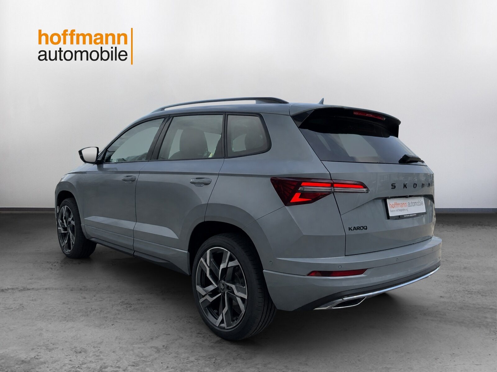 SKODA Karoq Sportline, Petrol, New car, Automatic - 6