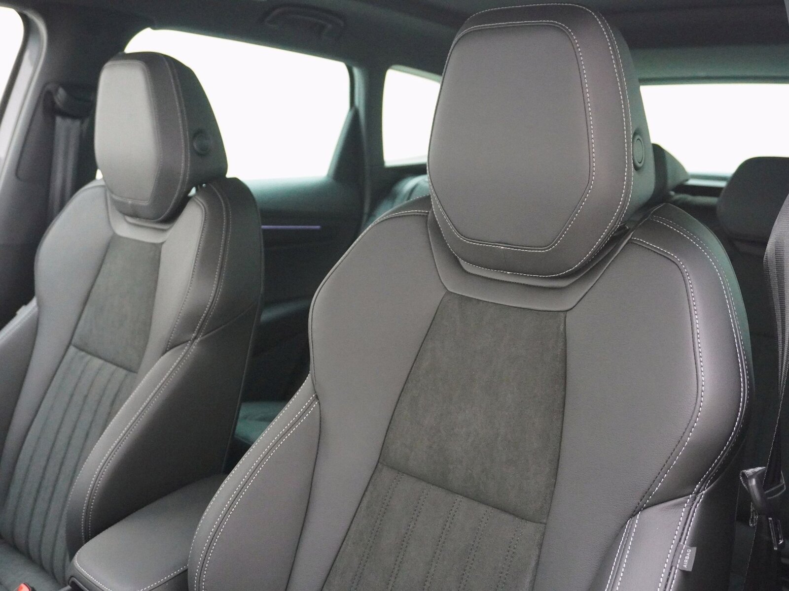 SKODA Karoq 2.0 TSI SportLine DSG 4x4, Benzin, Neuwagen, Automatik - 6