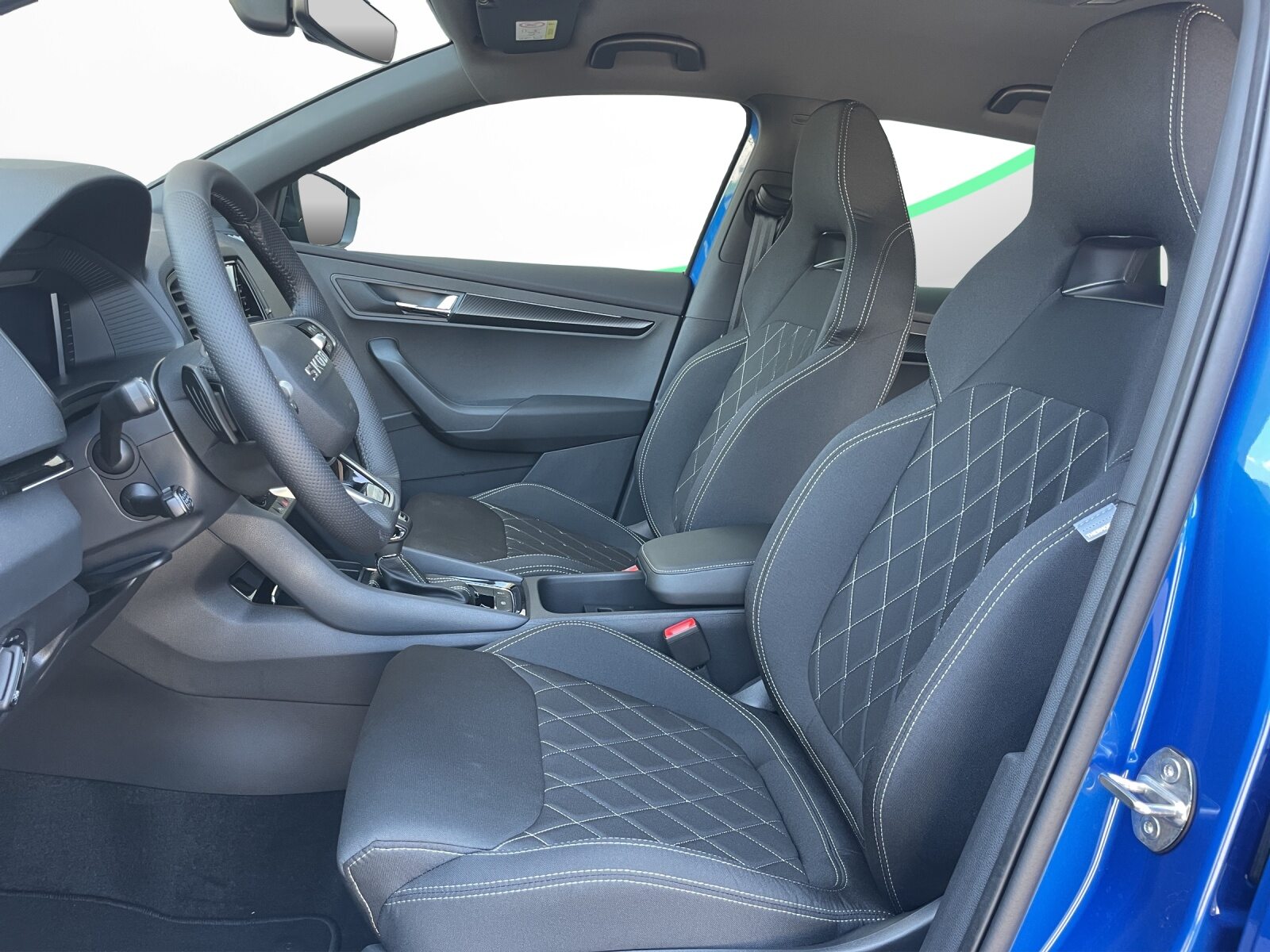 SKODA Karoq Sportline, Essence, Voiture nouvelle, Automatique - 7