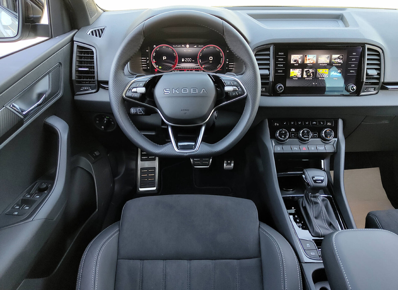 SKODA Karoq 2.0 TSI SportLine 4x4 DSG, Benzina, Auto nuove, Automatico - 5