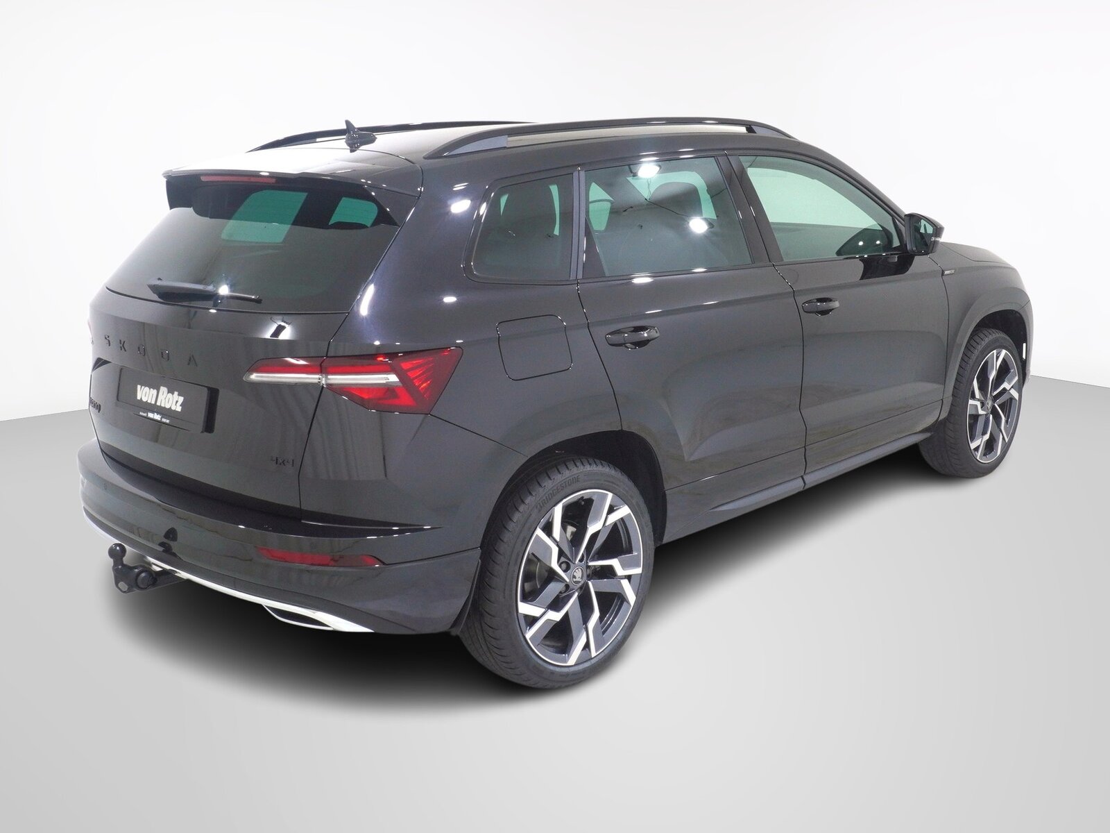 SKODA Karoq 2.0 TSI SportLine DSG 4x4, Benzina, Auto nuove, Automatico - 5
