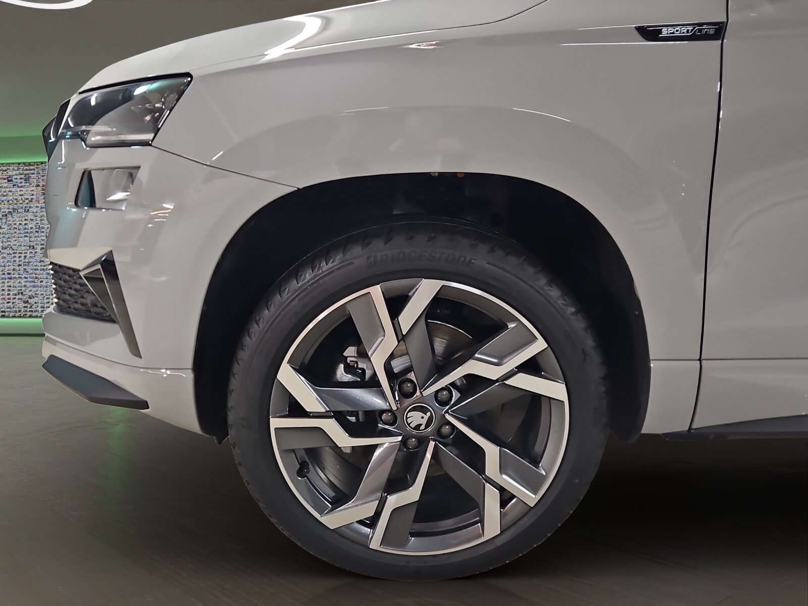 SKODA Karoq 2.0 TSI SportLine 4x4 DSG, Benzin, Neuwagen, Automatik - 6