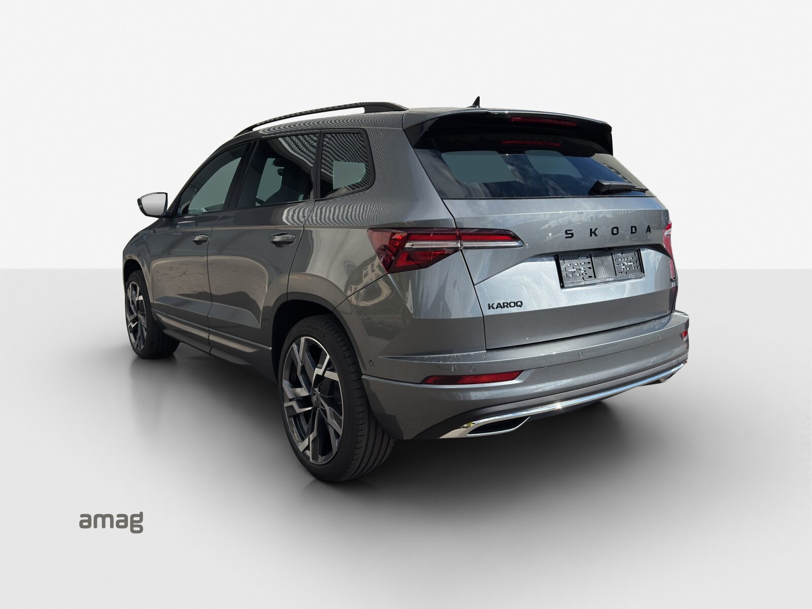 SKODA Karoq Sportline, Petrol, New car, Automatic - 3
