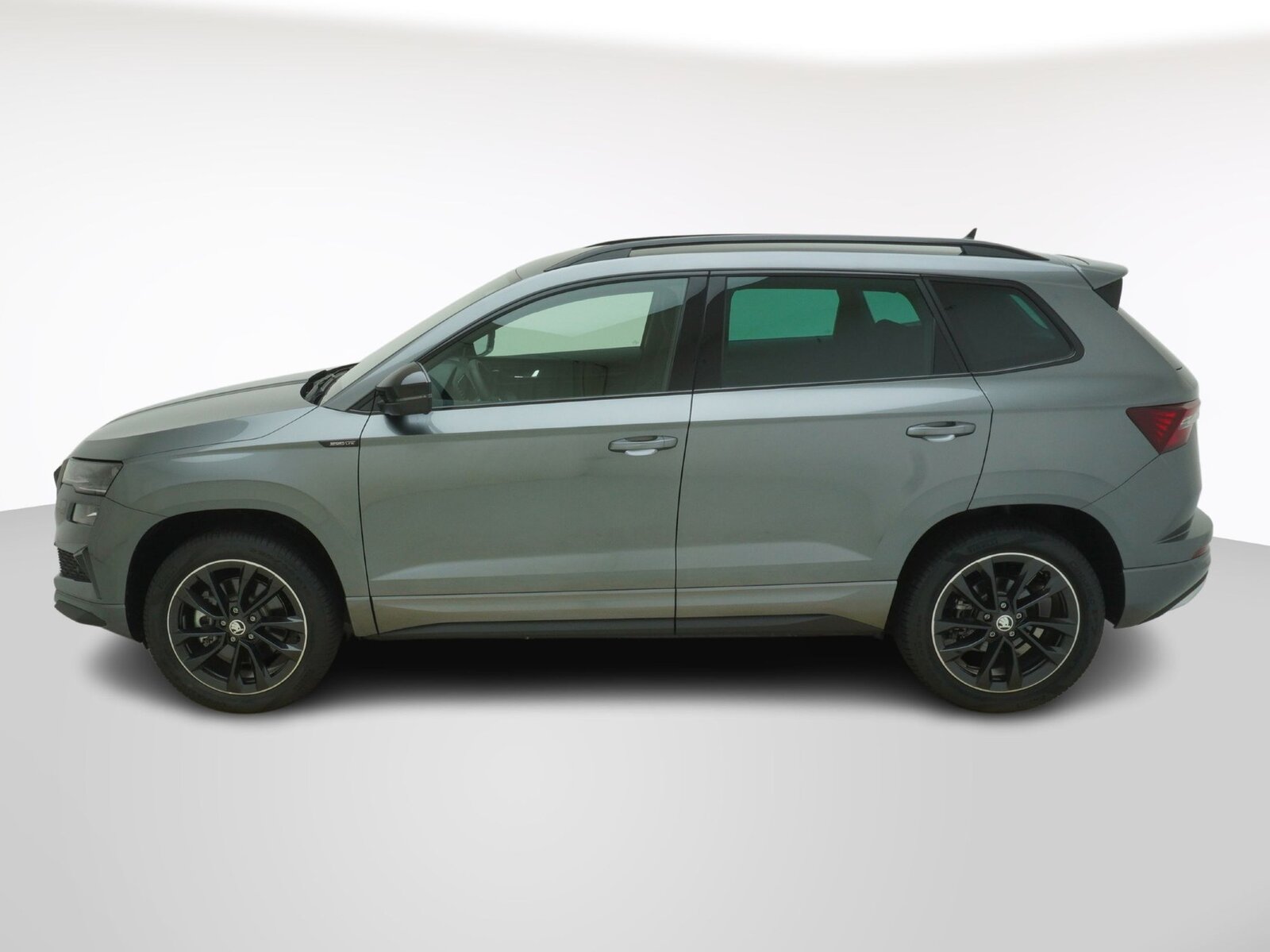 SKODA Karoq 1.5 TSI SportLine DSG, Petrol, New car, Automatic - 2