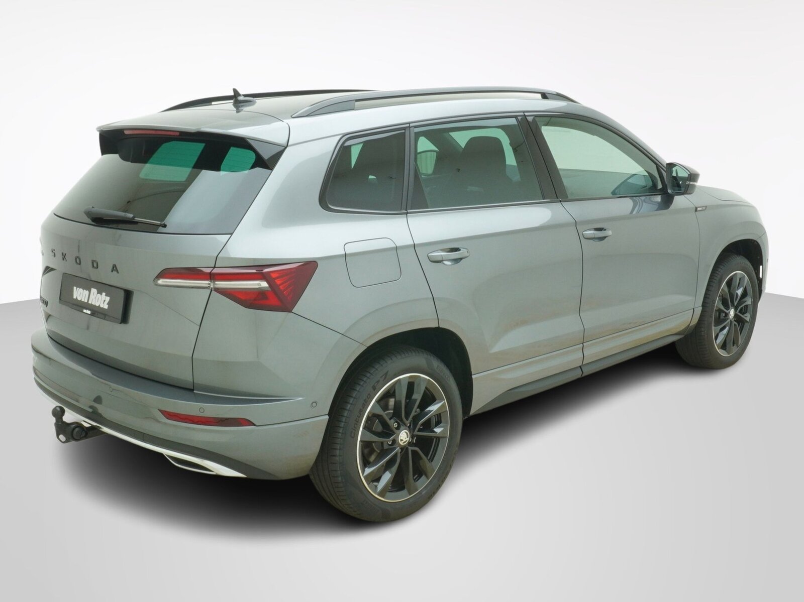 SKODA Karoq 1.5 TSI SportLine DSG, Petrol, New car, Automatic - 5