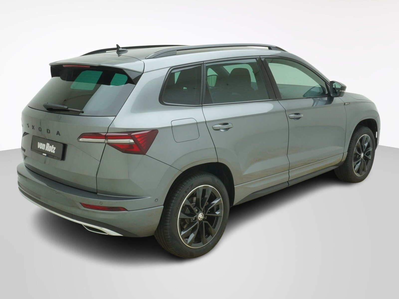 SKODA Karoq 1.5 TSI SportLine DSG, Petrol, New car, Automatic - 6