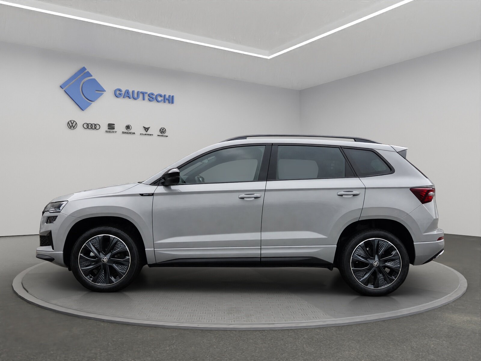 SKODA Karoq 1.5 TSI SportLine DSG, Petrol, New car, Automatic - 2