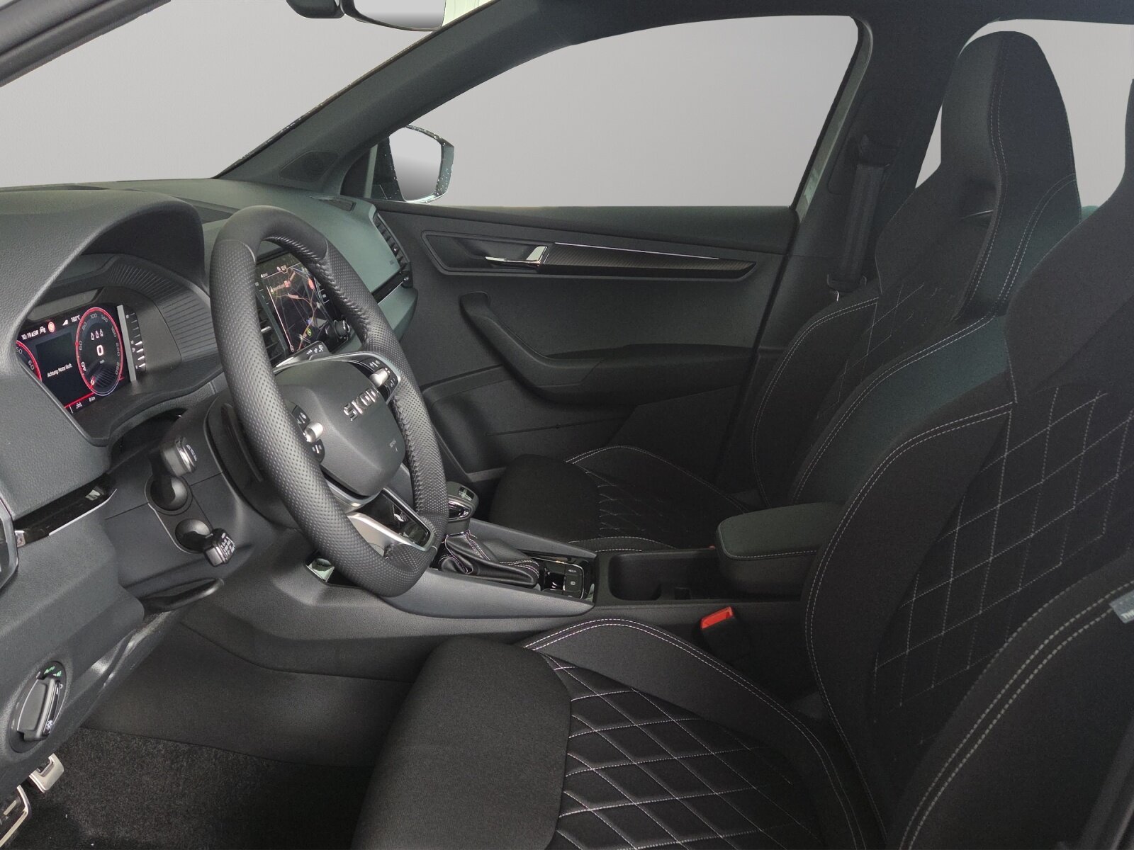SKODA Karoq 1.5 TSI SportLine DSG, Petrol, New car, Automatic - 6