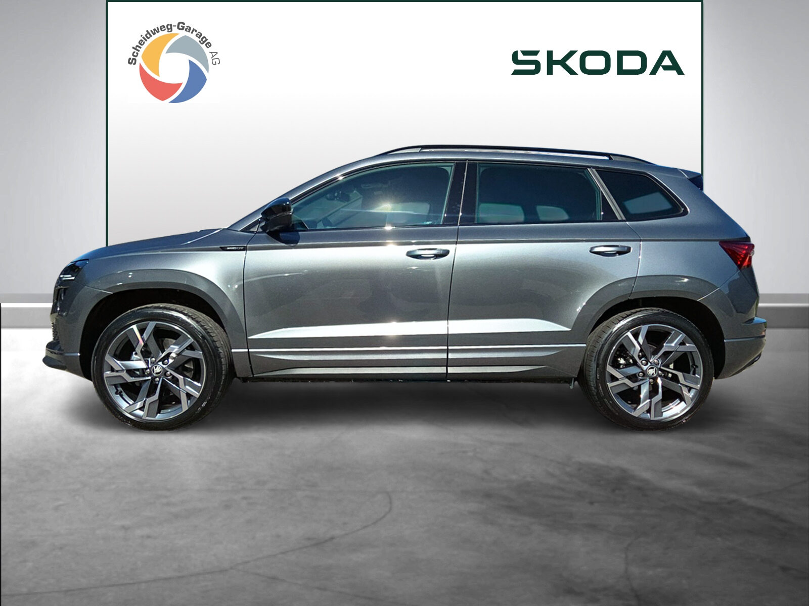 SKODA Karoq Sportline, Petrol, New car, Automatic - 3