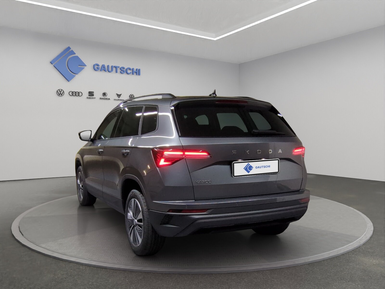SKODA Karoq 1.5 TSI Dynamic DSG, Petrol, New car, Automatic - 3