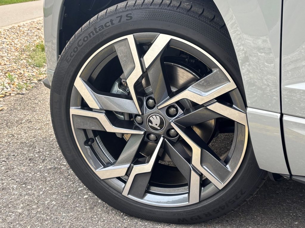 SKODA Karoq 2.0 TSI DSG SportLine 4x4, Benzin, Neuwagen, Automatik - 5