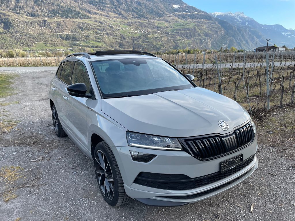 SKODA KAROQ 2.0 TSI SportLine 4x4 DSG, Petrol, Second hand / Used, Automatic - 3