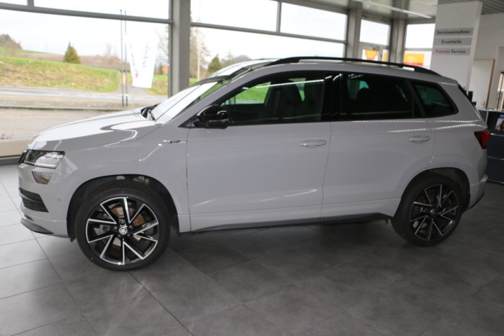 SKODA Karoq 2.0 TSI SportLine DSG 4x4, Benzin, Occasion / Gebraucht, Automatik - 7