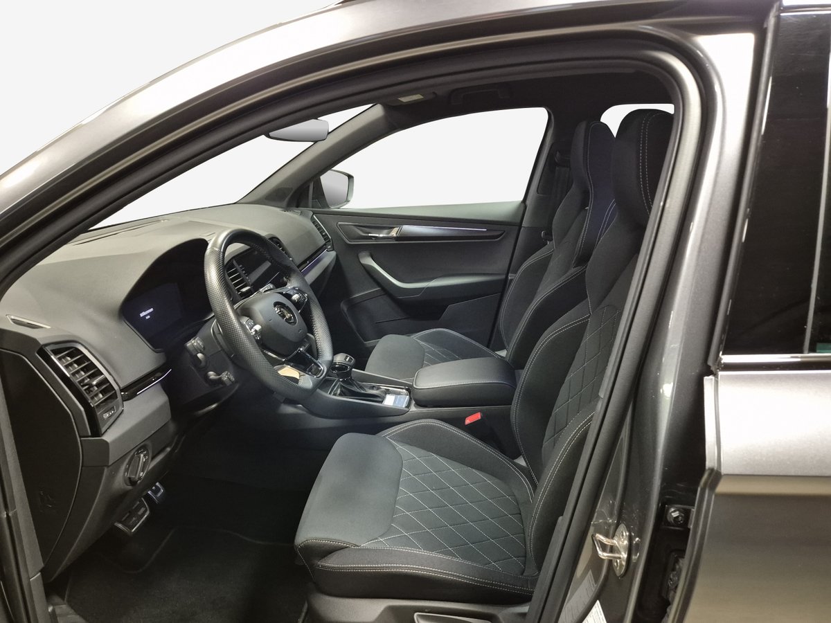 SKODA Karoq 1.5 TSI SportLine DSG, Benzin, Occasion / Gebraucht, Automatik - 7
