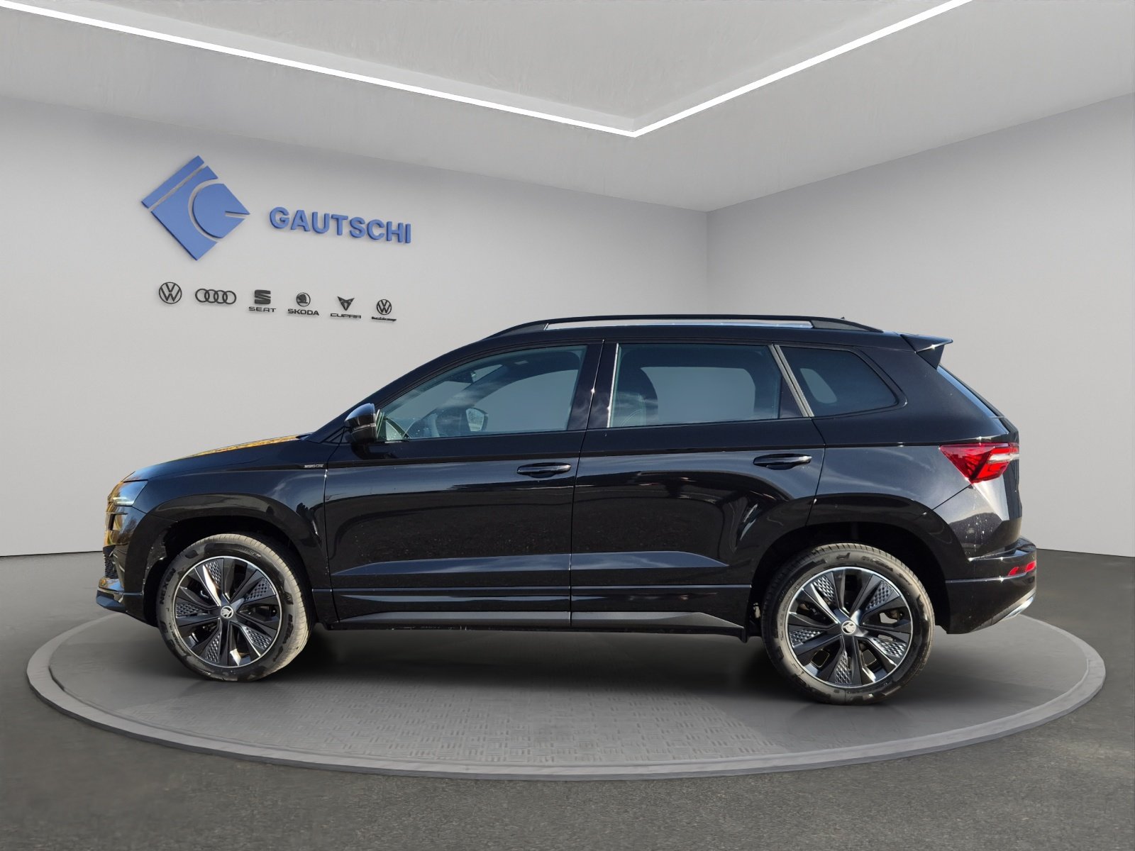 SKODA Karoq 1.5 TSI SportLine DSG, Benzin, Occasion / Gebraucht, Automatik - 2