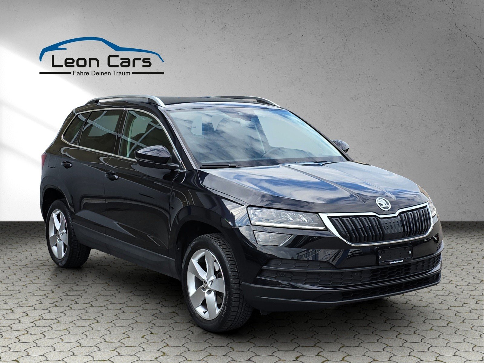 SKODA Karoq 1.6 TDI DSG CR Smile mit AHK, Diesel, Occasion / Gebraucht, Automatik - 2