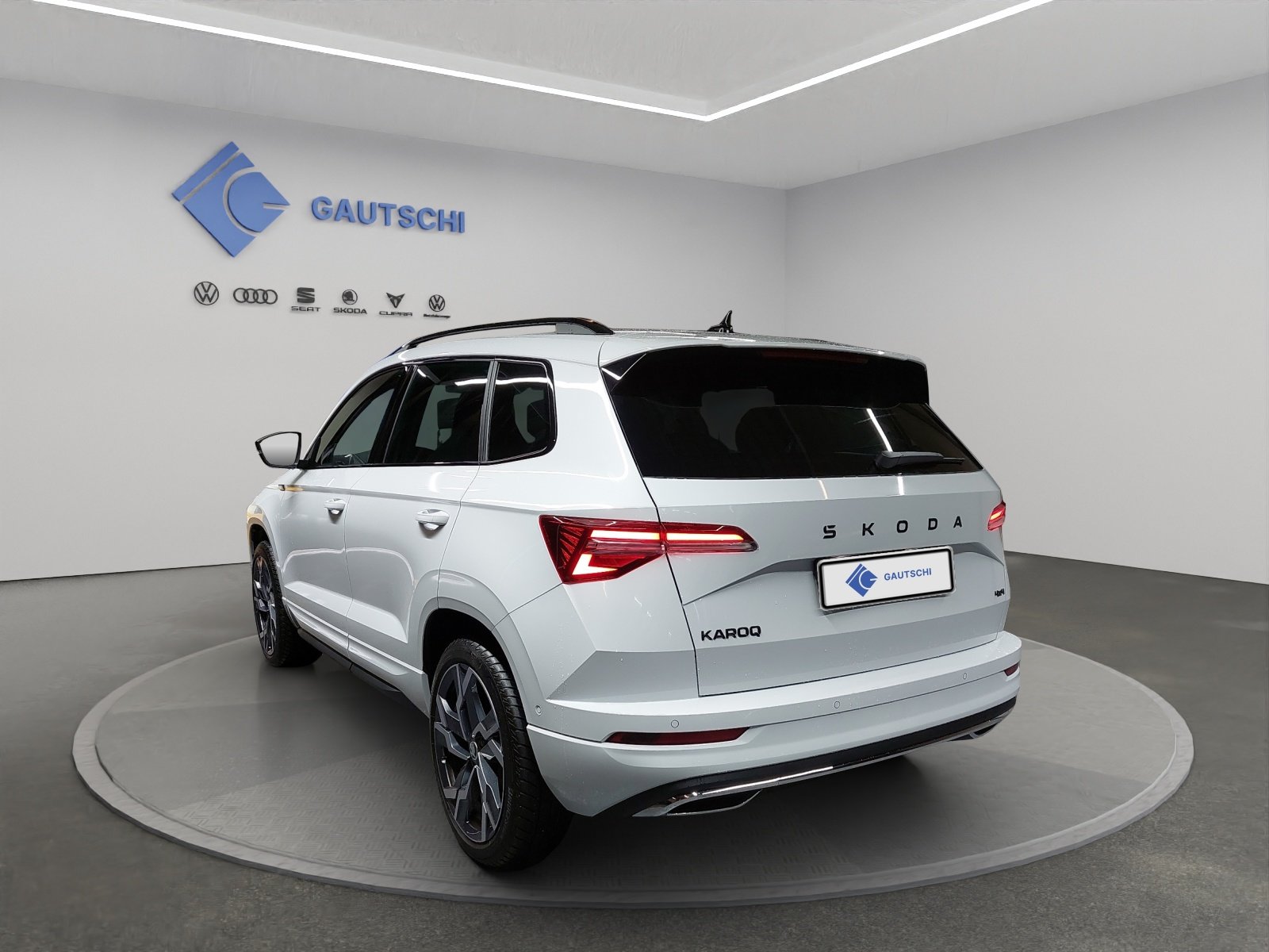 SKODA Karoq 2.0 TSI SportLine 4x4 DSG, Benzin, Occasion / Gebraucht, Automatik - 3