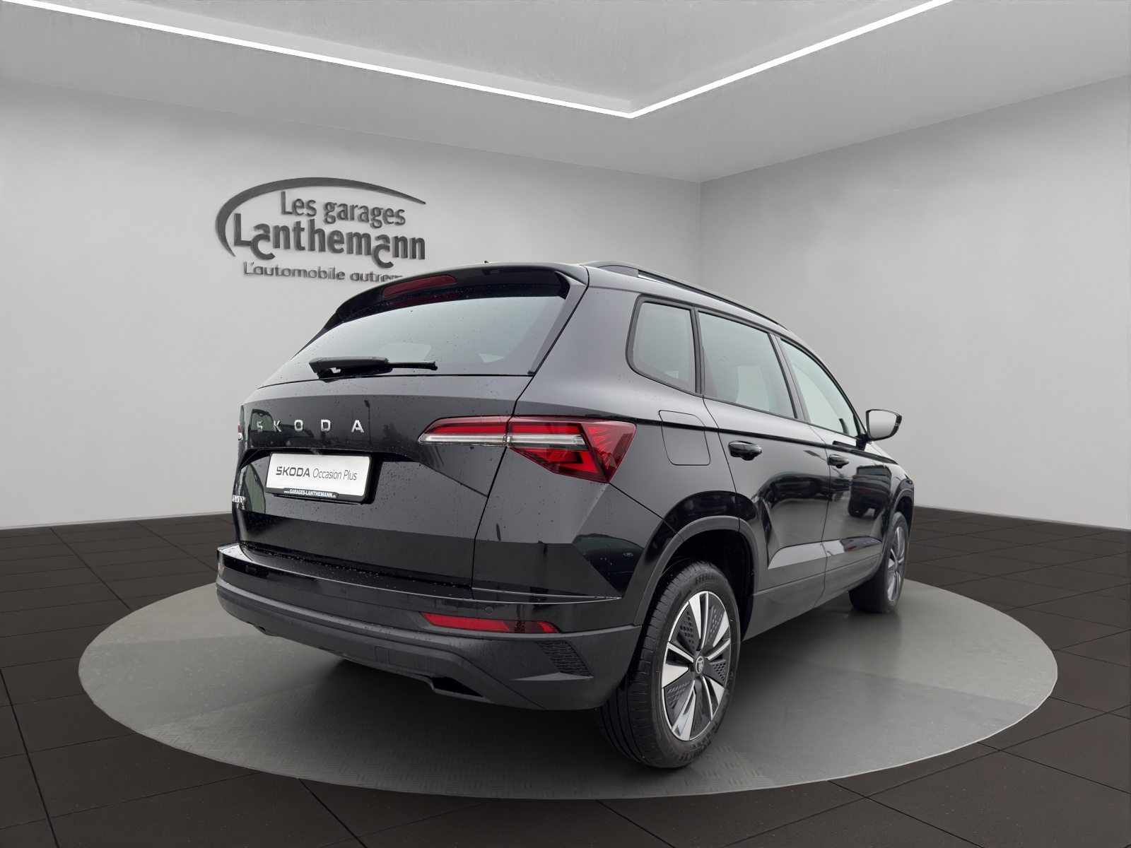 SKODA Karoq Dynamic (Netto), Benzin, Occasion / Gebraucht, Automatik - 5