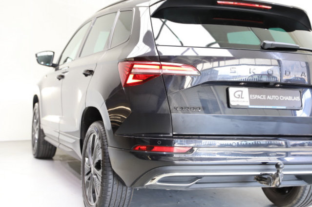 SKODA Karoq 1.5TSI SportLine, Benzin, Occasion / Gebraucht, Automatik - 4