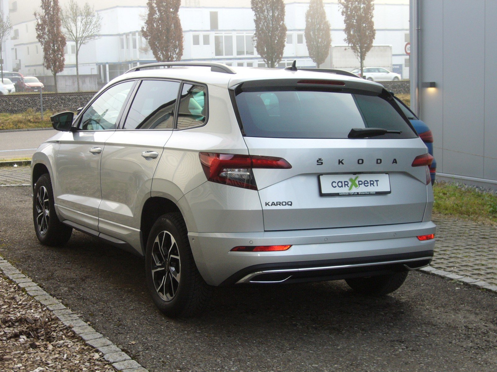 SKODA Karoq 1.5 TSI ACT SportLine DSG, Benzin, Occasion / Gebraucht, Automatik - 4