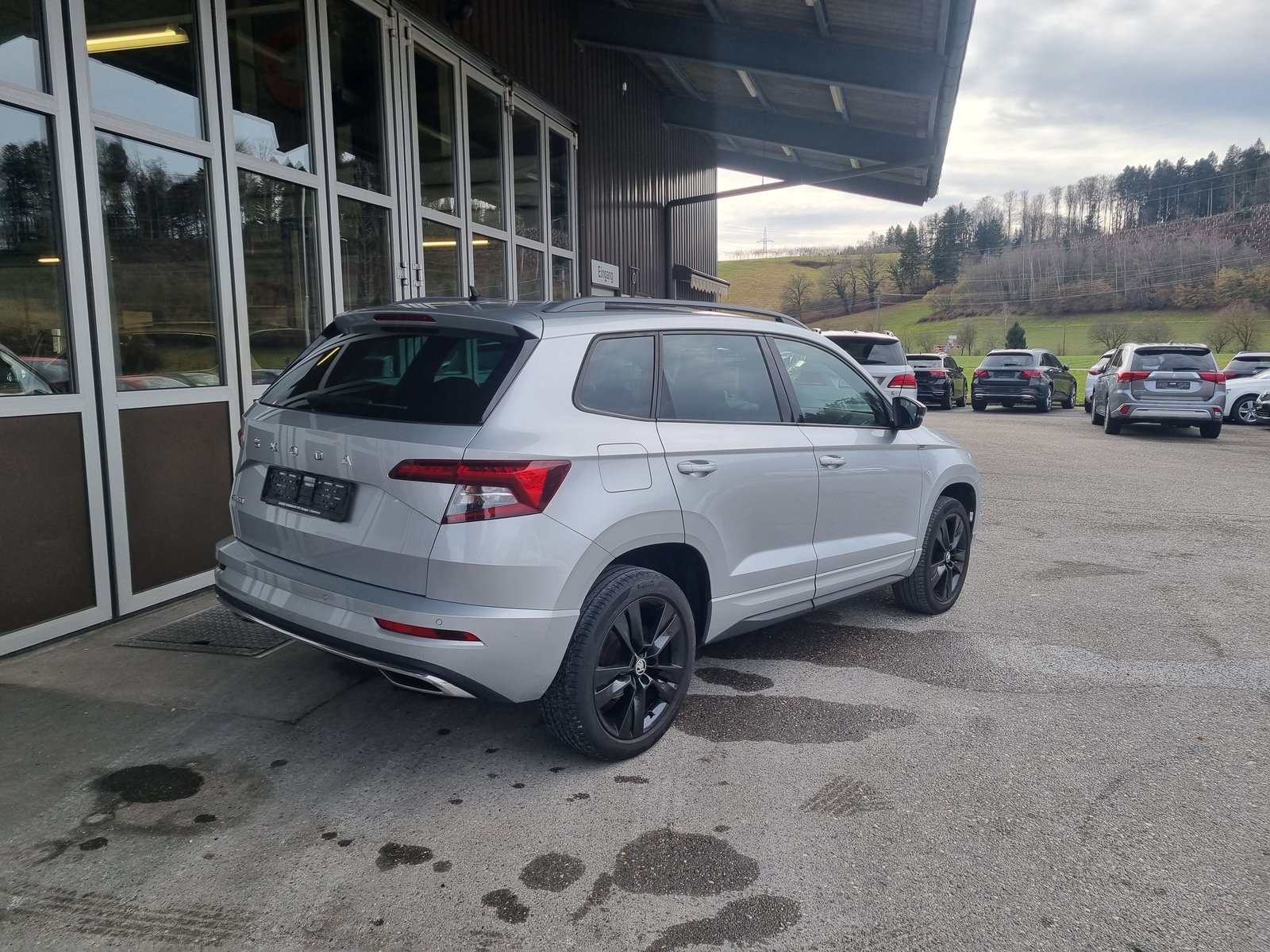 SKODA Karoq 1.5 TSI ACT SportLine DSG, Benzin, Occasion / Gebraucht, Automatik - 4