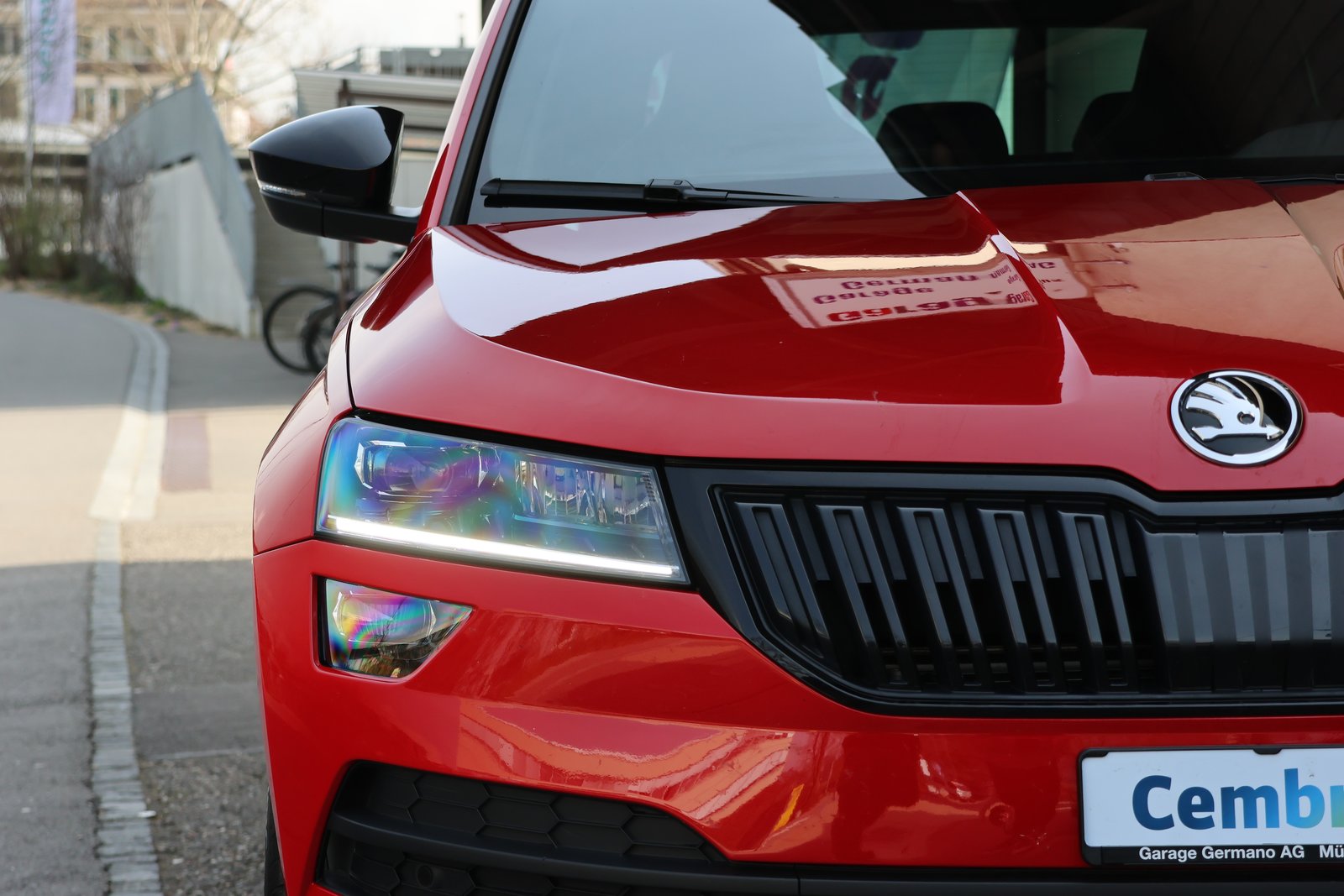 SKODA Karoq 2.0 TSI SportLine 4x4 DSG, Benzin, Occasion / Gebraucht, Automatik - 4