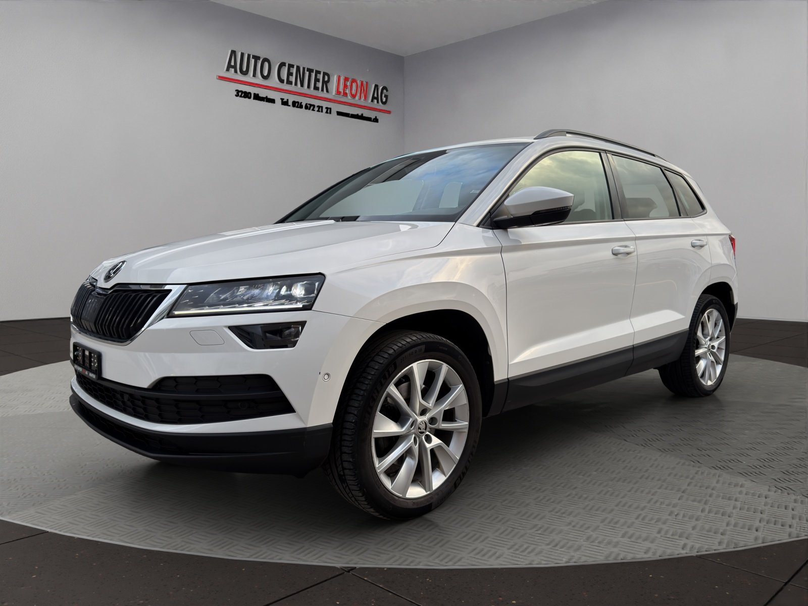 SKODA Karoq 2.0 TDI CR Style 4x4 DSG, Diesel, Occasion / Gebraucht, Automatik - 2