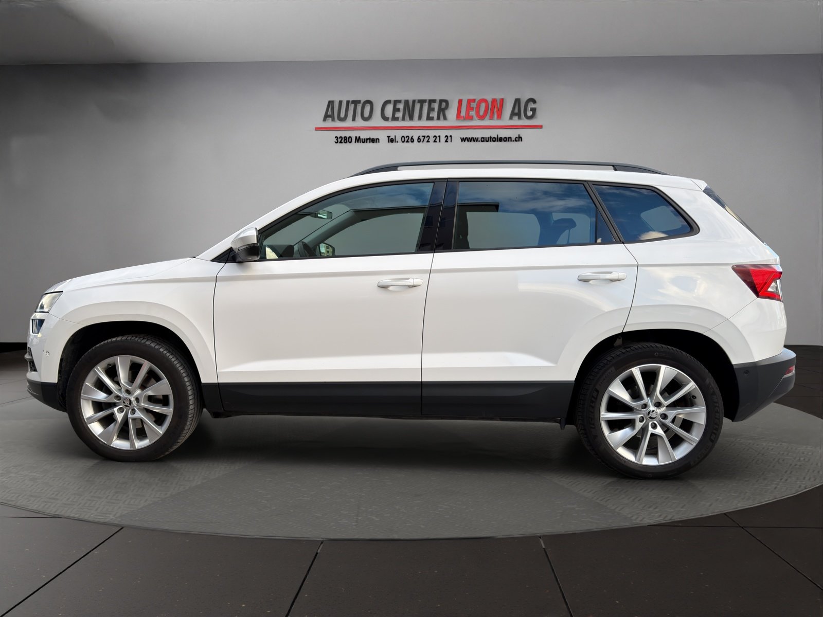 SKODA Karoq 2.0 TDI CR Style 4x4 DSG, Diesel, Occasion / Gebraucht, Automatik - 3