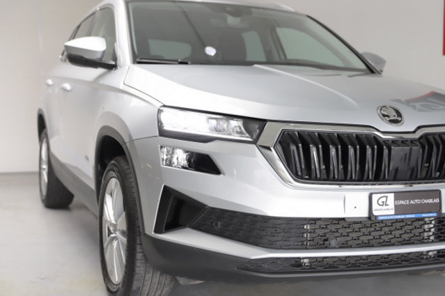 SKODA Karoq 1.5 TSI Select. DSG, Benzin, Occasion / Gebraucht, Automatik - 2